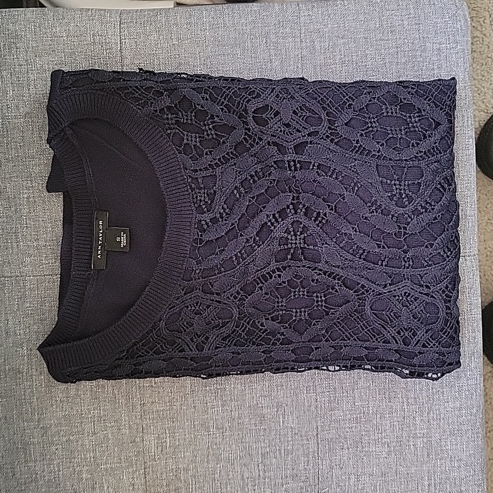 Ann Taylor Sweater Size Small